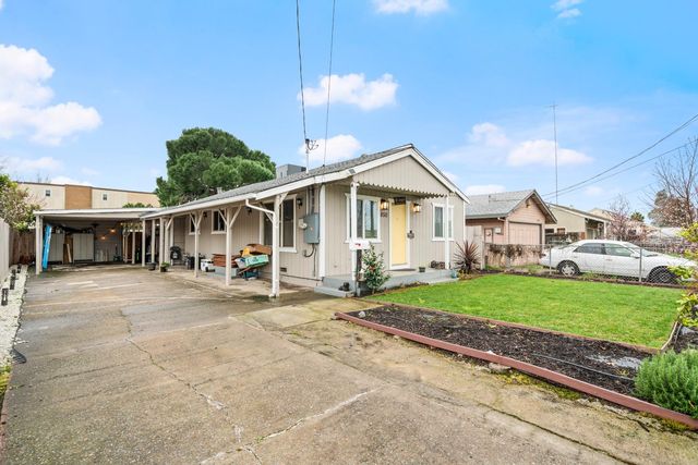 850 Eleanor Ave, Sacramento, CA 95815