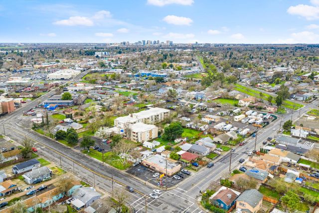 850 Eleanor Ave, Sacramento, CA 95815