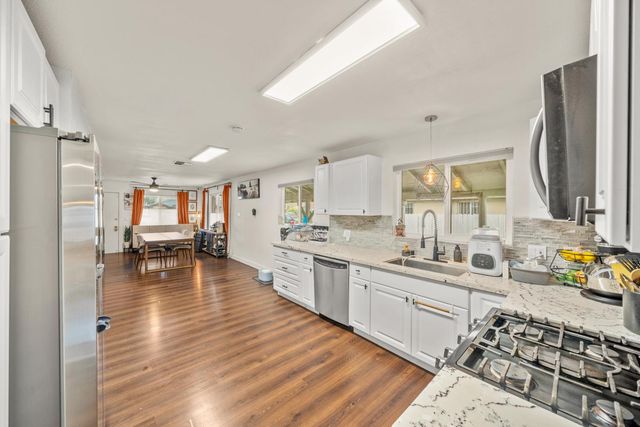 850 Eleanor Ave, Sacramento, CA 95815