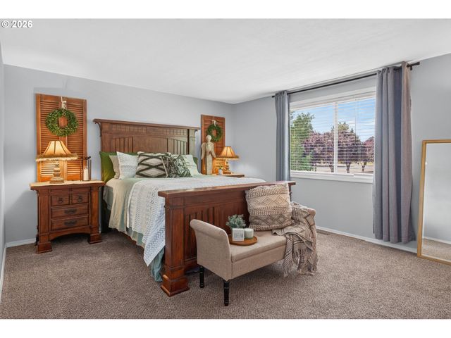 2261 Sw 195TH Ave, Beaverton, OR 97003
