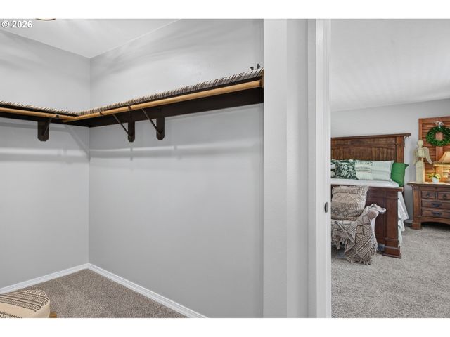 2261 Sw 195TH Ave, Beaverton, OR 97003