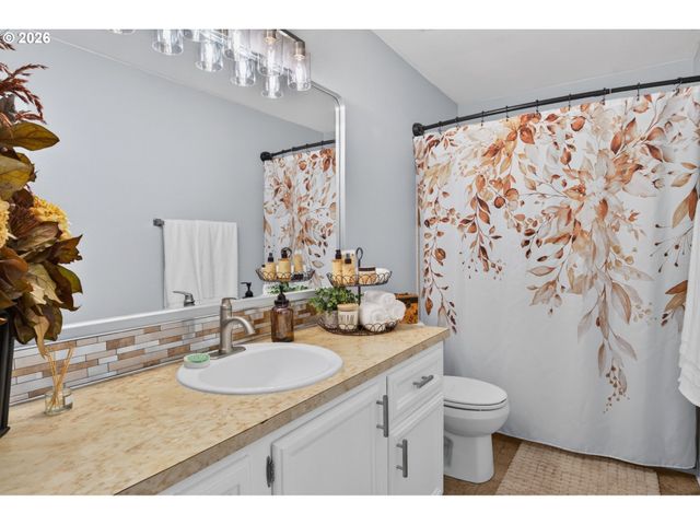 2261 Sw 195TH Ave, Beaverton, OR 97003