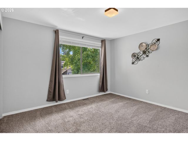 2261 Sw 195TH Ave, Beaverton, OR 97003
