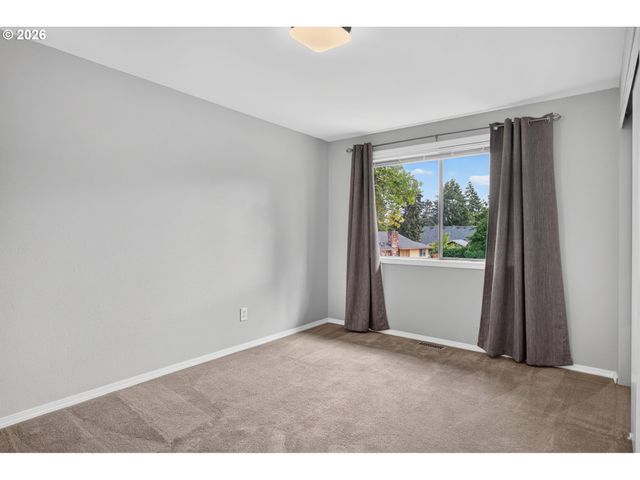 2261 Sw 195TH Ave, Beaverton, OR 97003