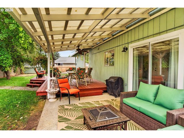 2261 Sw 195TH Ave, Beaverton, OR 97003