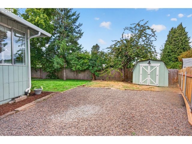 2261 Sw 195TH Ave, Beaverton, OR 97003