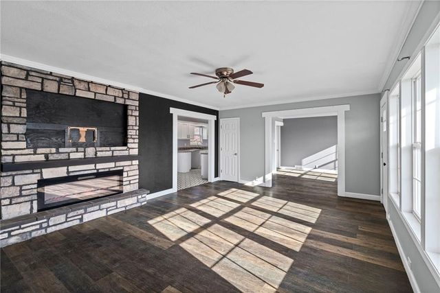 514 SW 3rd St Terrace, Carrollton, MO 64633