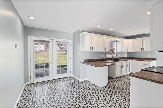 514 SW 3rd St Terrace, Carrollton, MO 64633