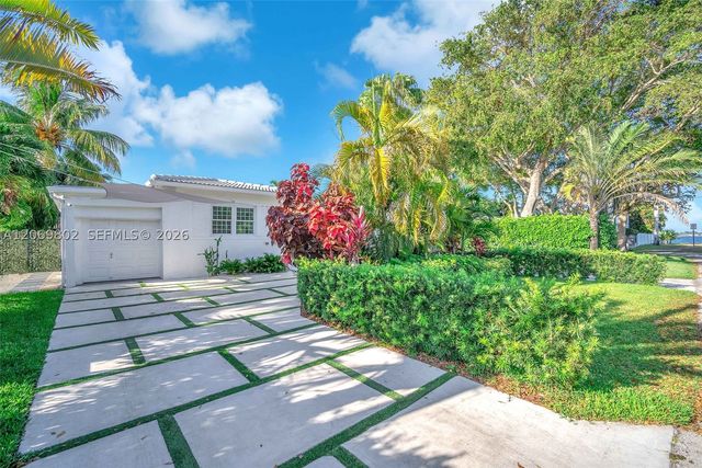 1235 NE 88th St, Miami, FL 33138