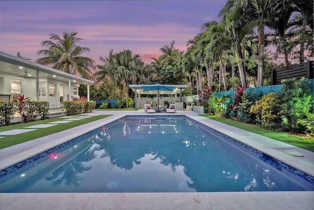 1235 NE 88th St, Miami, FL 33138