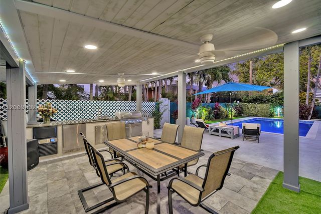 1235 NE 88th St, Miami, FL 33138