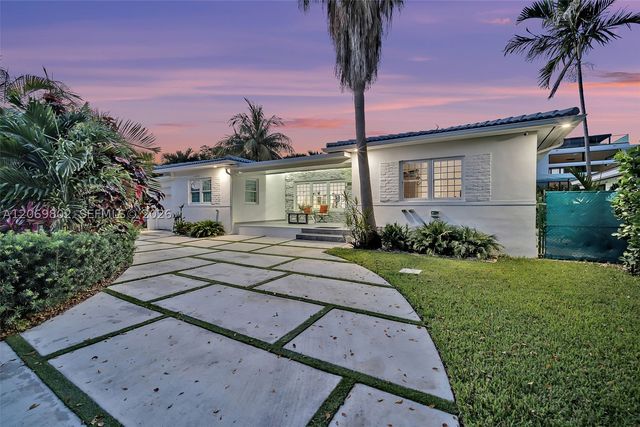 1235 NE 88th St, Miami, FL 33138