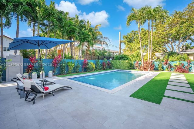 1235 NE 88th St, Miami, FL 33138