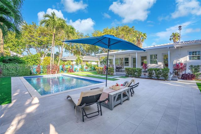 1235 NE 88th St, Miami, FL 33138