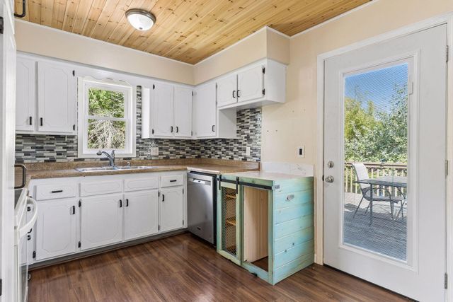28575 Flamingo Street NW, Isanti, MN 55040