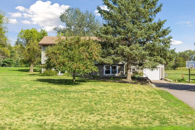 28575 Flamingo Street NW, Isanti, MN 55040