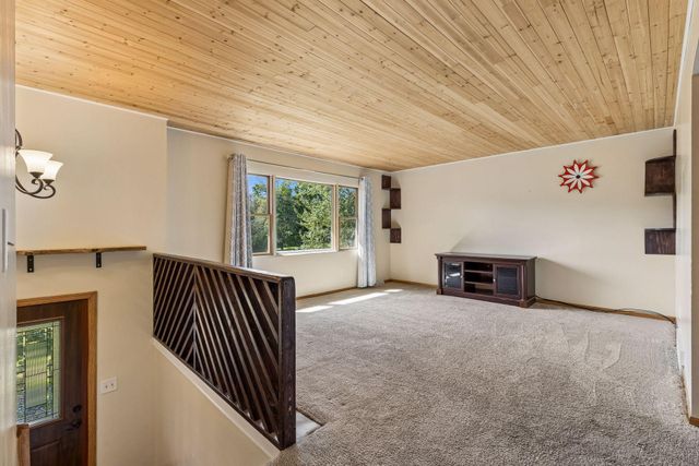 28575 Flamingo Street NW, Isanti, MN 55040