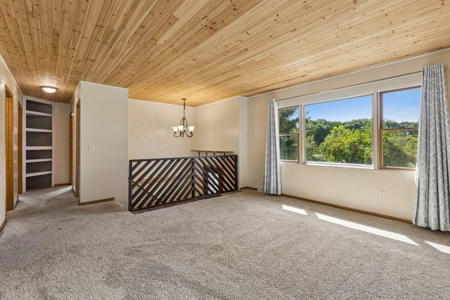 28575 Flamingo Street NW, Isanti, MN 55040