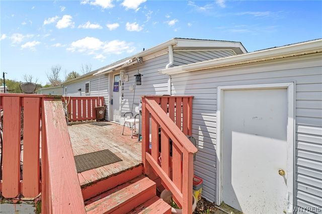 6266 Bayview Station, Newfane, NY 14108