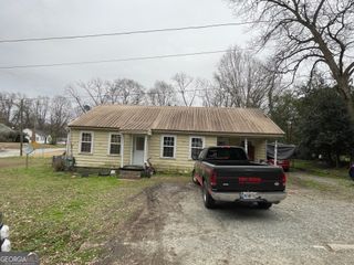 184 N Harkness Street, Jackson, GA 30233