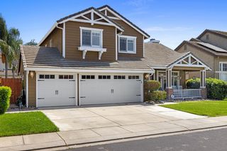 1956 Box Car Dr, Manteca, CA 95337