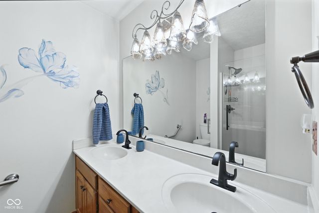 2746 Colony Lake West Drive, Plainfield, IN 46168