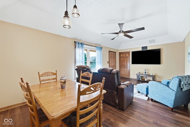 2746 Colony Lake West Drive, Plainfield, IN 46168