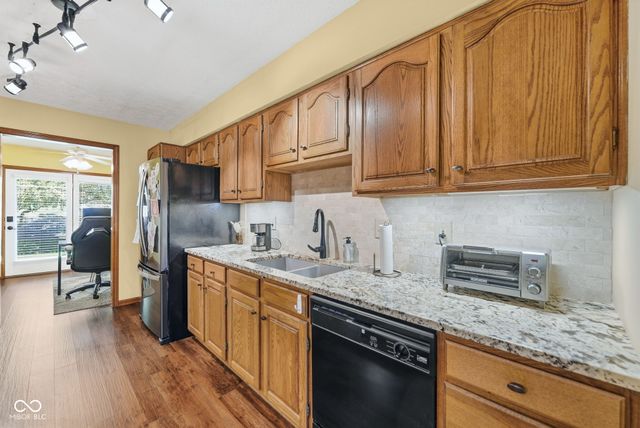 2746 Colony Lake West Drive, Plainfield, IN 46168