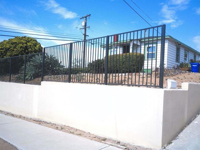 1809 Grove Street, National City, CA 91950