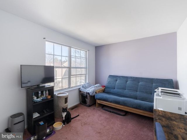 41 BARK HOLLOW LN, Horsham, PA 19044