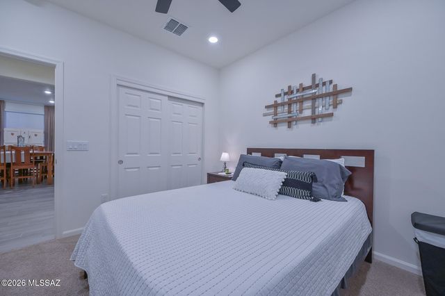 17389 S Ridgerunner Drive, Vail, AZ 85641