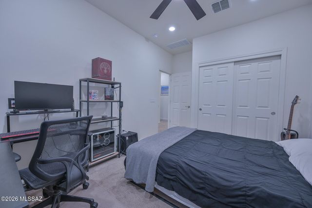 17389 S Ridgerunner Drive, Vail, AZ 85641