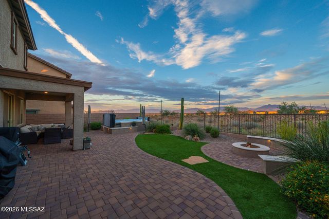 17389 S Ridgerunner Drive, Vail, AZ 85641