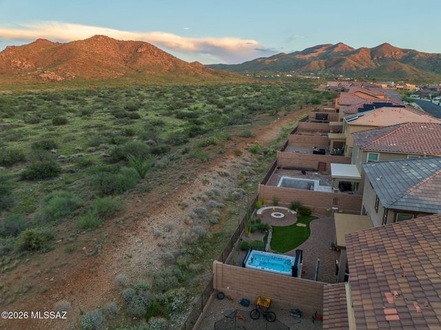 17389 S Ridgerunner Drive, Vail, AZ 85641