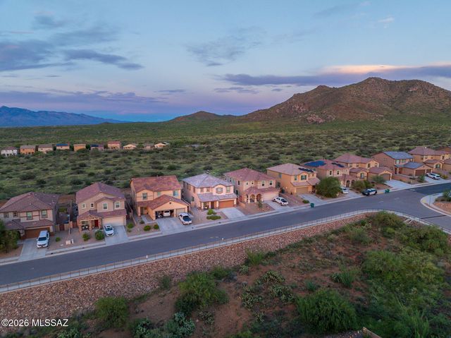 17389 S Ridgerunner Drive, Vail, AZ 85641