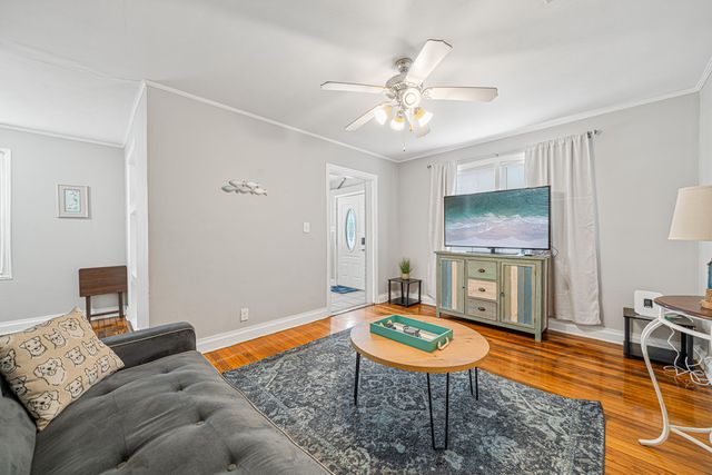 619 W Sunset Avenue, Pensacola, FL 32507