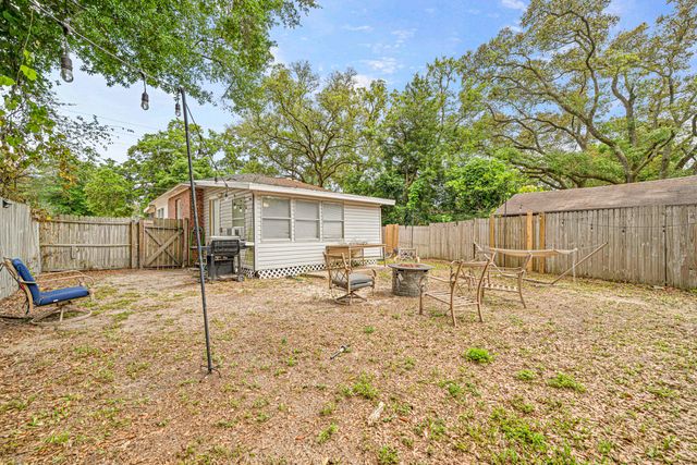 619 W Sunset Avenue, Pensacola, FL 32507