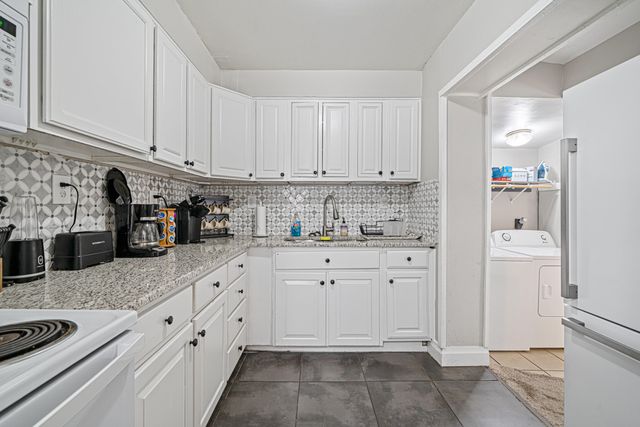 619 W Sunset Avenue, Pensacola, FL 32507