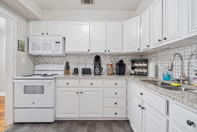 619 W Sunset Avenue, Pensacola, FL 32507