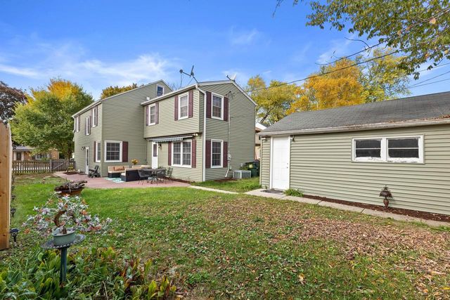 4416 N Sheffield AVENUE, Shorewood, WI 53211