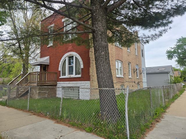 339 N Central Park Avenue, Chicago, IL 60624