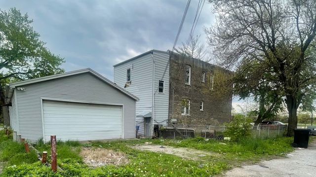 339 N Central Park Avenue, Chicago, IL 60624