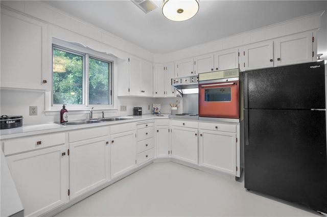 77 Kentucky Avenue, Warwick, RI 02888