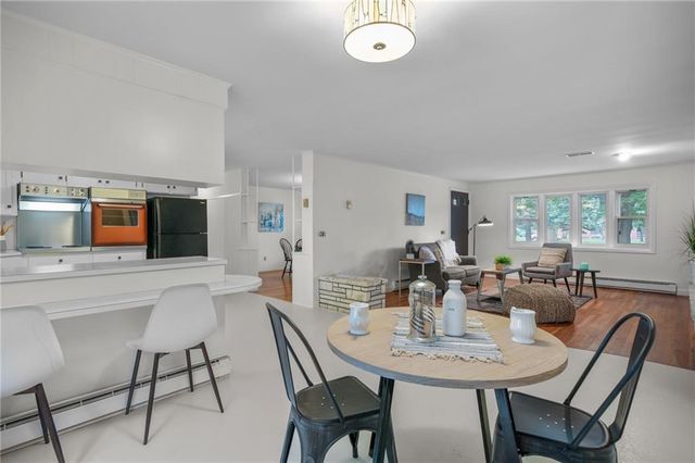 77 Kentucky Avenue, Warwick, RI 02888