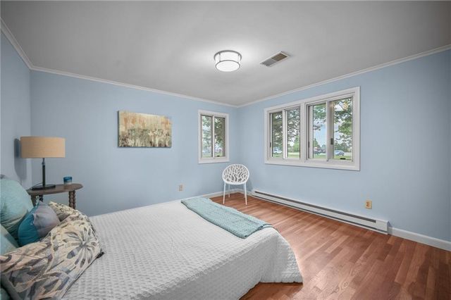 77 Kentucky Avenue, Warwick, RI 02888