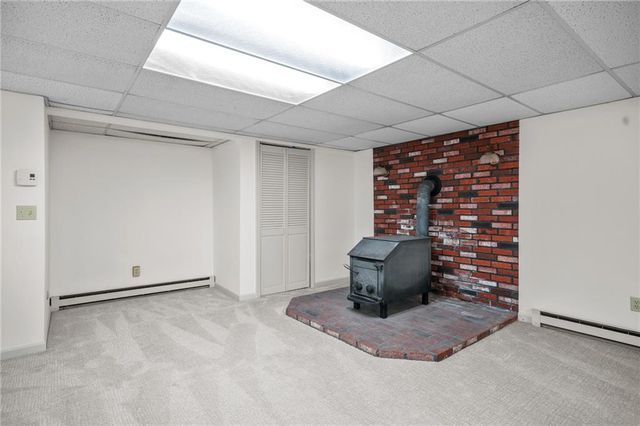 77 Kentucky Avenue, Warwick, RI 02888