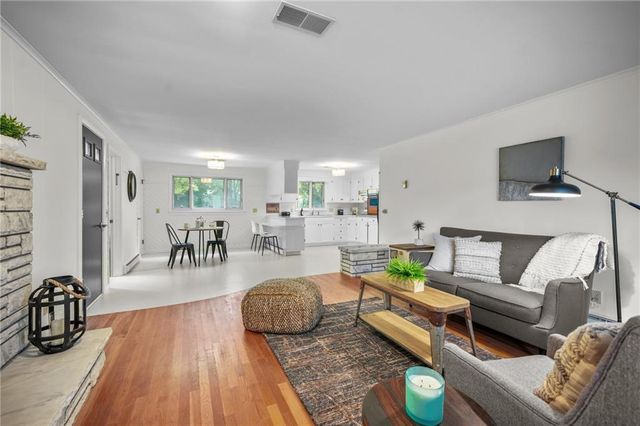 77 Kentucky Avenue, Warwick, RI 02888