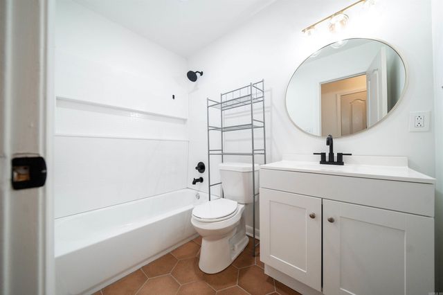 1630 S Donaghey Avenue, Conway, AR 72034