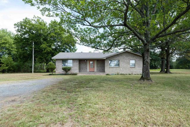 1630 S Donaghey Avenue, Conway, AR 72034