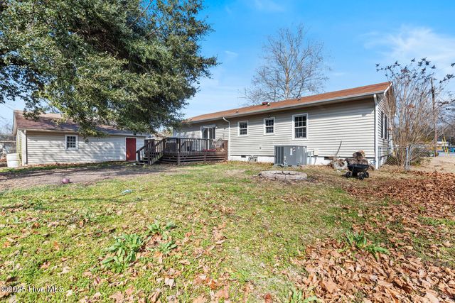 104 Maiden Lane, Jacksonville, NC 28546